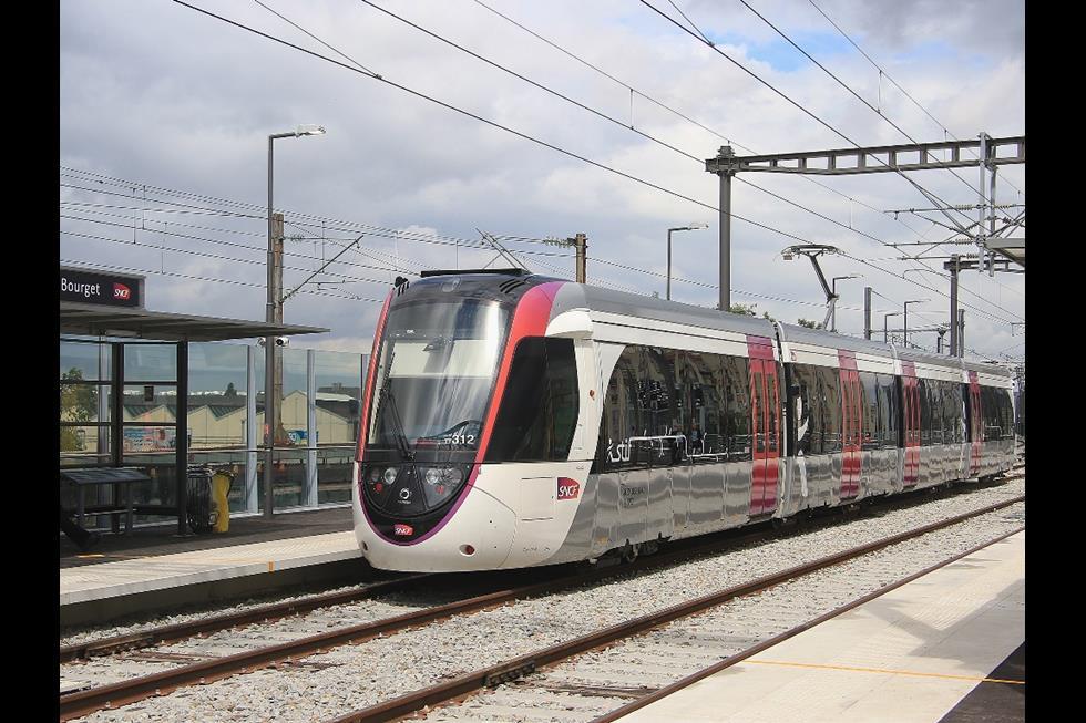 T11 Express opens in Paris News Railway Gazette International